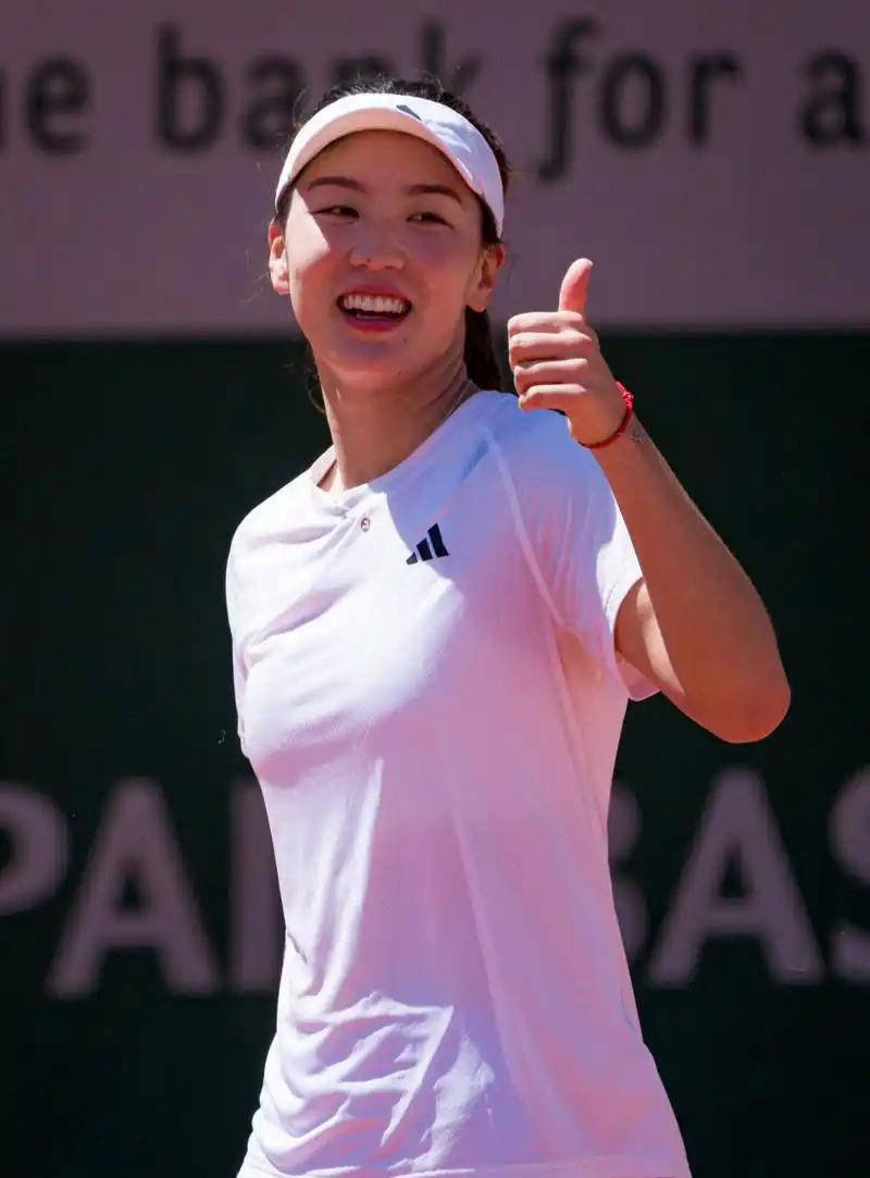 假摔是否已 假摔是否已