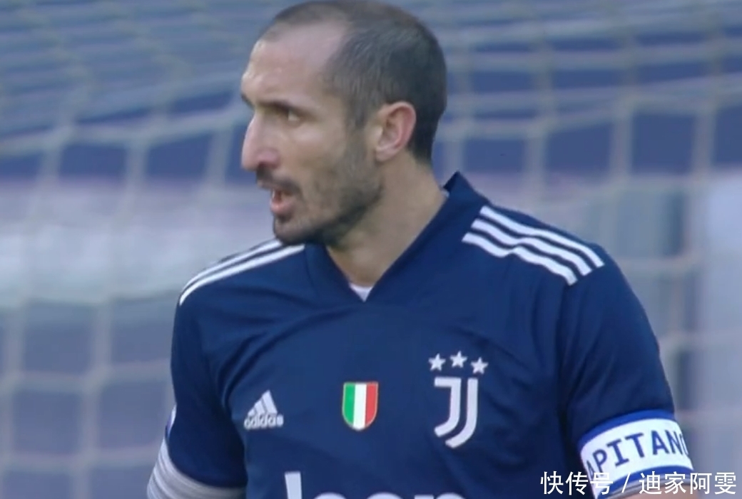 是众人关注 是众人关注