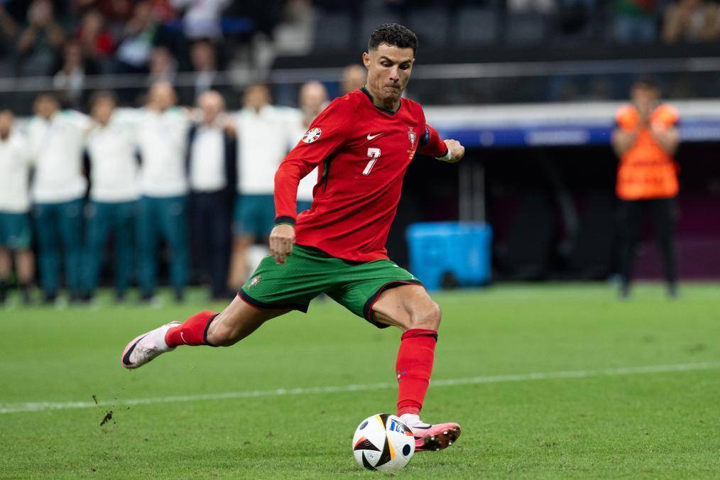 对阵年轻球 对阵年轻球